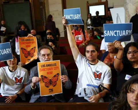 Los Angeles passes 'sanctuary city' ordinance to protect migrants