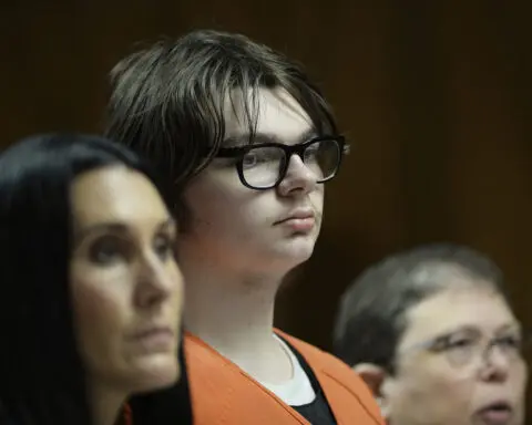 Prosecutors urge judge to keep Michigan school shooter's guilty plea and sentence in place