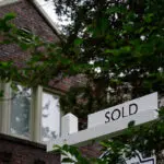 US existing home sales rebound in October