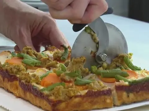 Motor City Pizza in Lewisville puts a Thanksgiving feast on a slice
