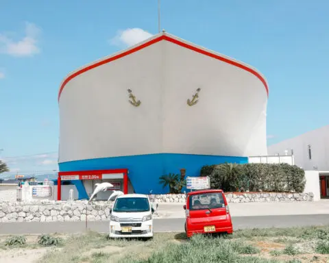 UFOs, boats and castles: Surreal photos of Japan’s most peculiar ‘love hotels’