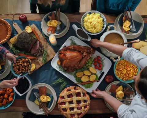 5 ways to make Thanksgiving more affordable (we can’t help with your crazy uncle, though)