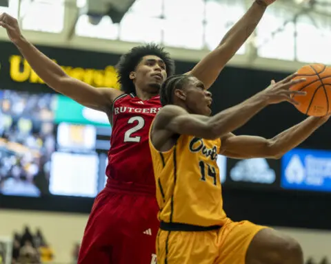 Kennesaw State beats No. 24 Rutgers 79-77 in program's 1st home game against ranked team