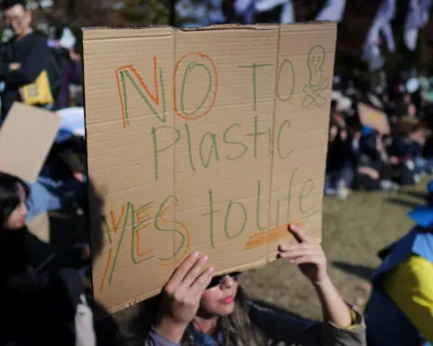 Countries remain divided as fifth U.N. plastics treaty talks begin