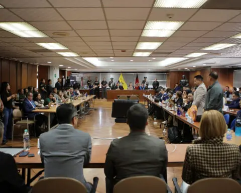 Ecuador judge convicts 20 in judiciary corruption case