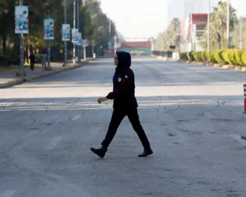 Four troops killed in Islamabad as marchers demand release of Imran Khan