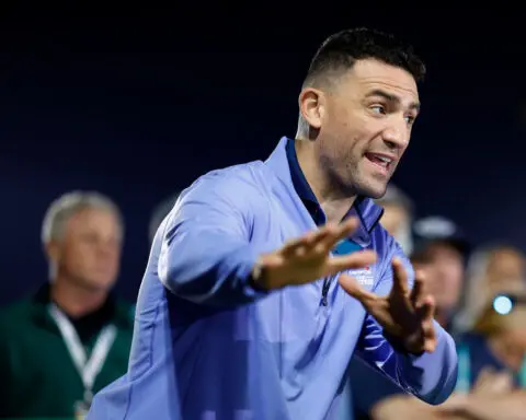 Former NHL player and now broadcaster Paul Bissonnette ‘victim of assault’ as six men arrested after altercation at restaurant