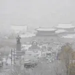 Worst November snowstorm in half century hits Seoul and grounds hundreds of airplane flights