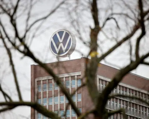 VW to exit Xinjiang operation; will sell plant, test tracks, sources say