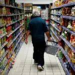 French consumer confidence falls unexpectedly in November