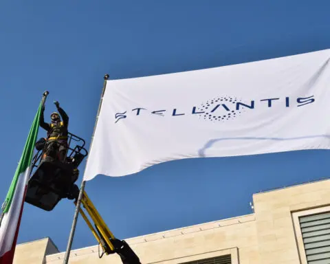 Stellantis to halt production in Turin in December due to weak demand for Fiat 500 EV