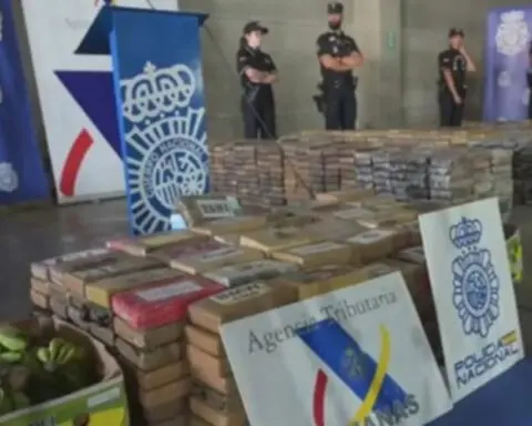 See moment a cocaine-filled ‘narco sub’ is captured in international drug operation