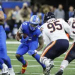 Lions extend win streak to 10 games, hold off Bears for 23-20 victory