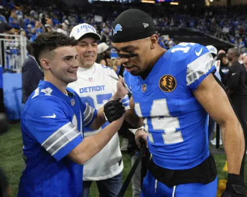 Lions injured DE Aidan Hutchinson surprises 20-year-old Marine with 4 tickets to game against Bears