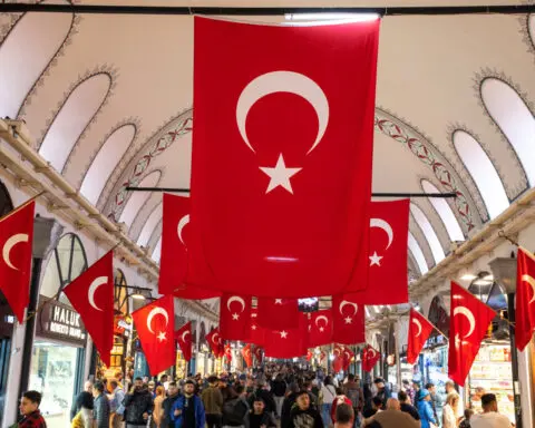 Turkish economy grew 2.1% in Q3, less than expected, as policy weighs