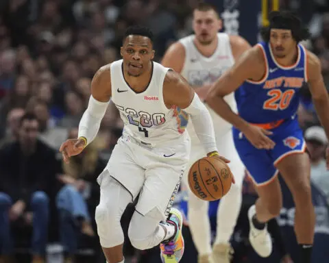 Westbrook fined for obscene on-court gesture in Nuggets' blowout loss to Knicks