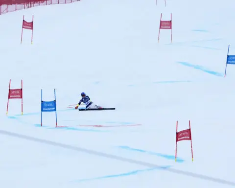 Mikaela Shiffrin suffers abrasion on hip during crash on final run of World Cup giant slalom