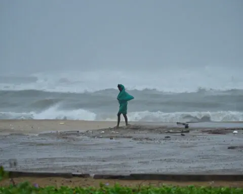 Cyclone Fengal kills 19 in India and Sri Lanka