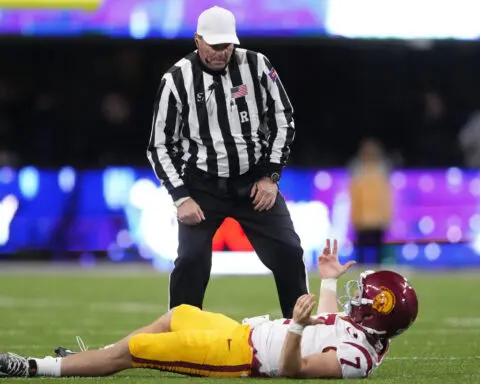 USC QB Miller Moss enters transfer portal after losing starting job to Jayden Maiava