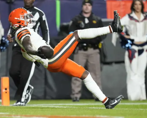 Fueled by boos, Browns receiver Jerry Jeudy turns in 235-yard performance in return to Denver