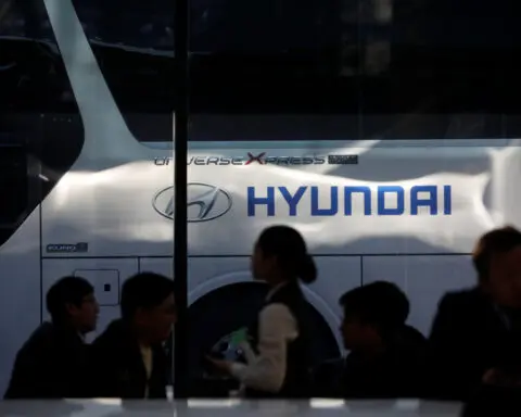 Hyundai Motor union plans strikes on Thursday and Friday
