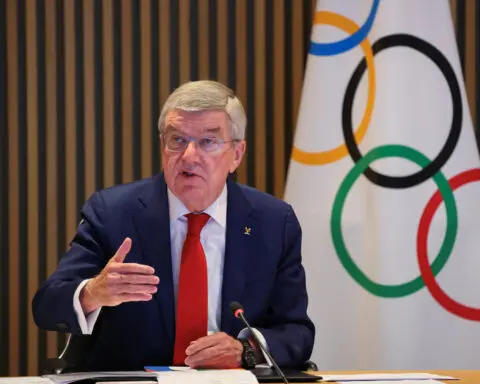 Olympics-LA 2028 Games enjoy support of incoming Trump administration says IOC