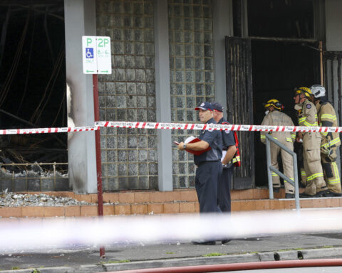Australian leader blames antisemitism for arson that extensively damaged a Melbourne synagogue