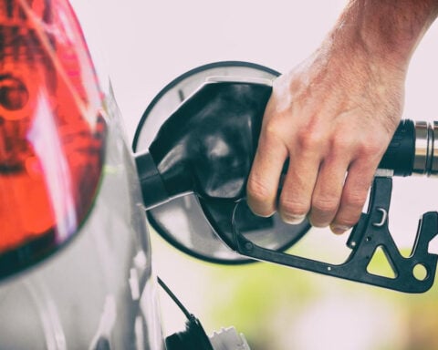 How gas prices have changed in California in the last week