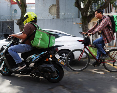 Mexico's labor reform for app drivers looks poised to pass via fast-track