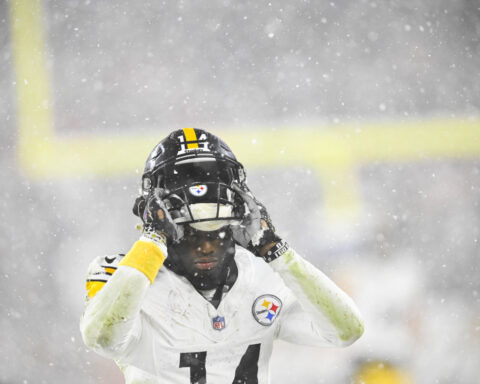 Steelers WR George Pickens on the rematch with Browns DB Newsome: 'I don't even know who that is'