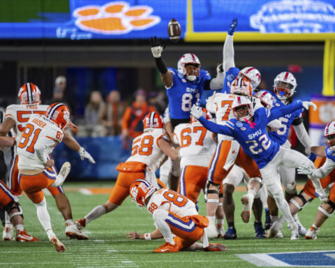 No. 18 Clemson beats No. 8 SMU 34-31 on last-second field goal for ACC title, berth in the CFP