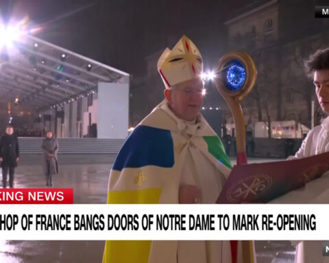 See moment Archbishop of Paris marks reopening of Notre Dame