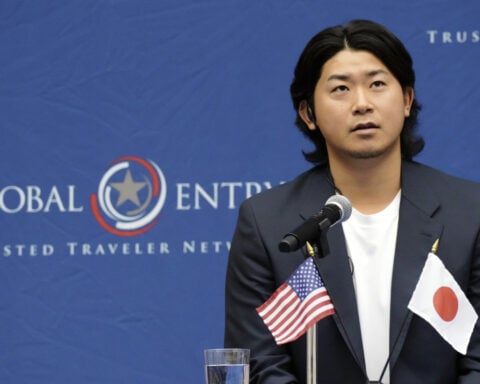 Should Sasaki join Cubs? Emanuel, a fan of the team and ambassador to Japan, is being diplomatic