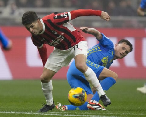 US midfielder Christian Pulisic has a torn muscle in his right calf, AC Milan says