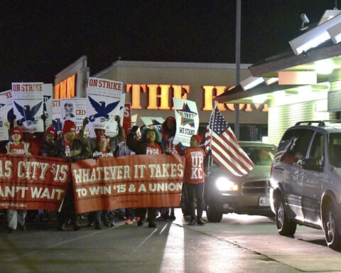 Missouri companies sue to stop a law that raises minimum wage and requires paid sick leave