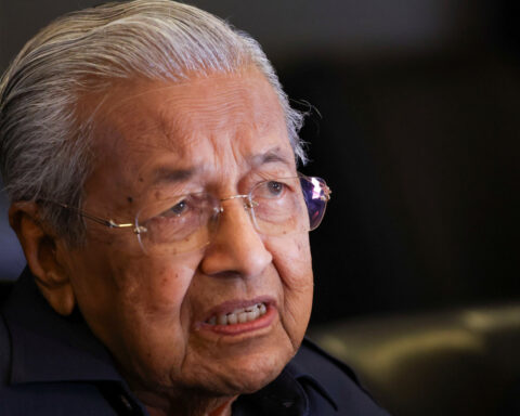 Malaysia ex-PM Mahathir denies treachery allegations amid calls for criminal probe