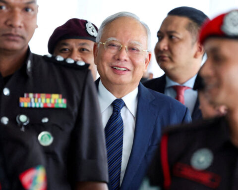 Malaysia PM Anwar deflects questions on house arrest for Najib