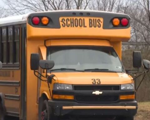 5-year-old left alone on school bus for 90 minutes, parents say