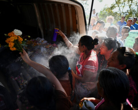 Mexican congressman gunned down as political violence continues