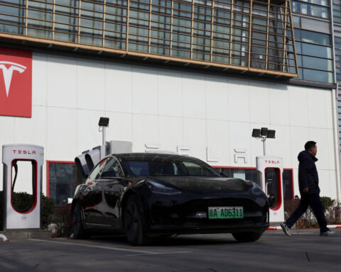 Tesla sells 21,900 EVs in China in first week of Dec, the highest in Q4