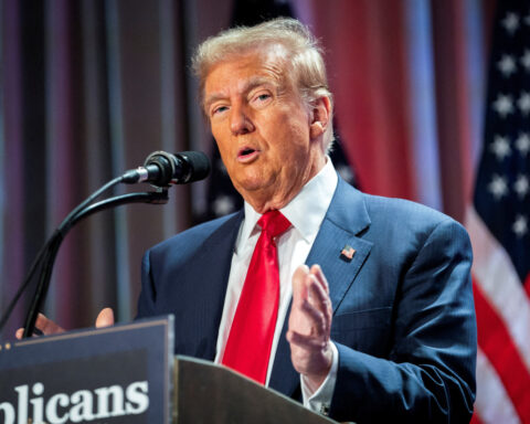 REUTERS NEXT-US bank executives expect Trump to ease rules, fuel growth