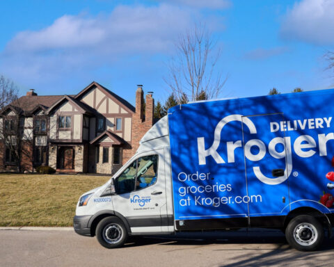 Local unions group seeks ouster of Kroger CEO after $7.5 billion buyback plan