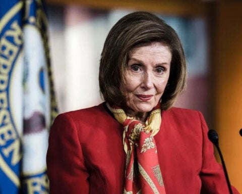 Pelosi undergoes hip replacement surgery after fall