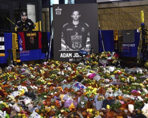 UK hockey team retires Adam Johnson's No. 47 to honor player who died after neck cut