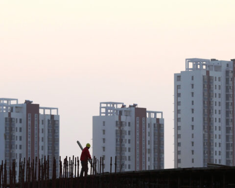China's property investment falls 10.4% y/y in Jan-Nov