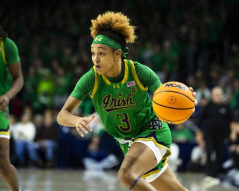Notre Dame jumps to 3rd in AP Top 25 women's poll after win over UConn; UCLA, South Carolina 1-2