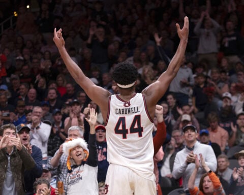No. 2 Auburn closes the gap on No. 1 Tennessee as the SEC holds 5 of top 7 spots in AP Top 25