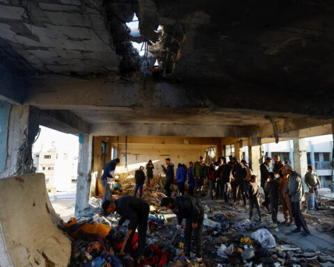 Palestinians mourn dead after Israeli strike on Gaza's Khan Younis
