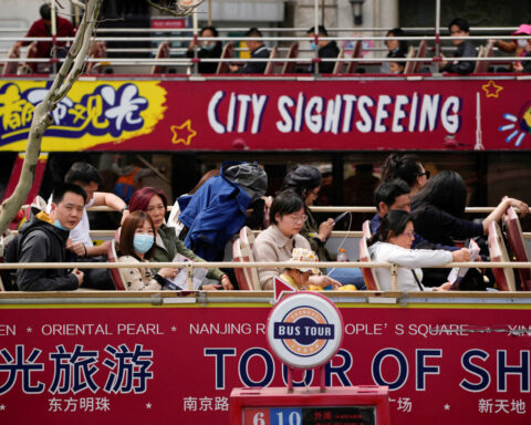 China extends visa-free transit stays to 10 days