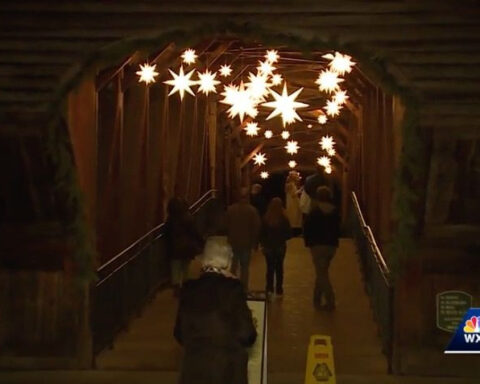 'A light in the darkness': Theology historian explains background, popularity of Moravian Star